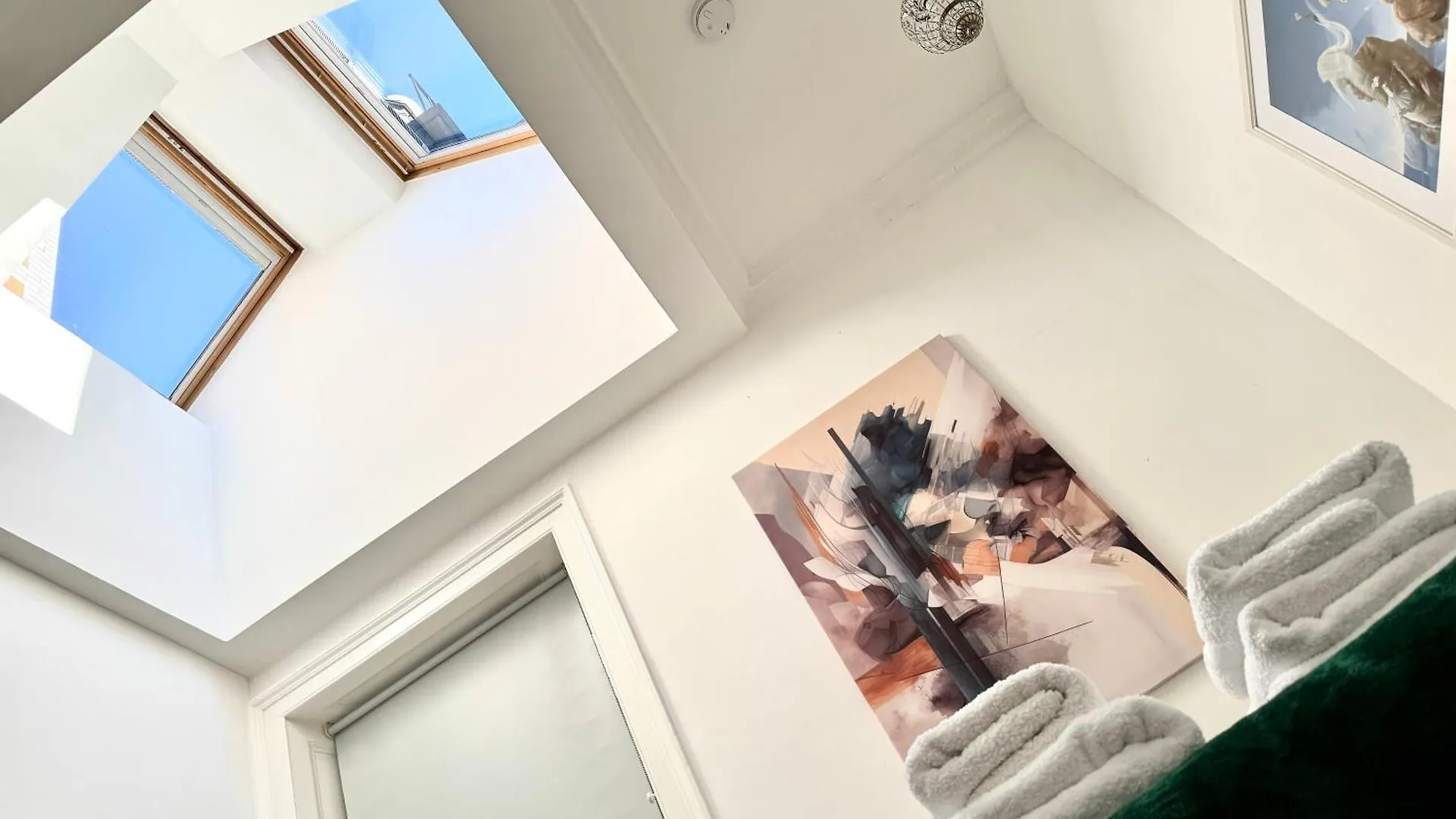 Spacious Luxury 3 Bedroom, 2 Bathroom Apartment - Next To Royal Mile And Edinburgh Castle ! 영국